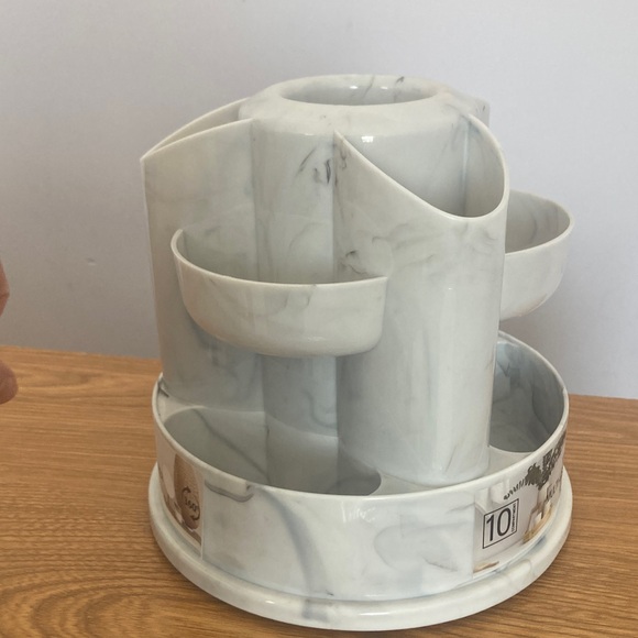 10 compartment multi use revolving organizer faux marble look - Picture 8 of 12